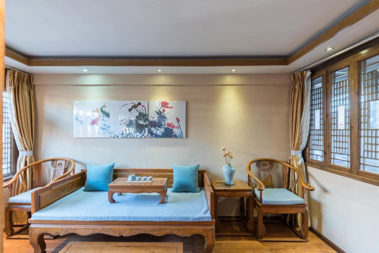 He Mu Ju Inn Zhongyi Branch Lijiang  Extérieur photo