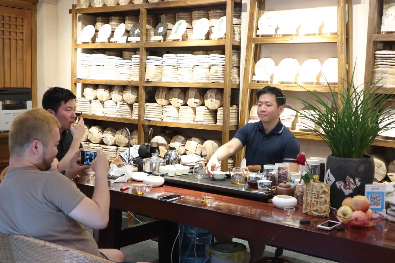 He Mu Ju Inn Zhongyi Branch Lijiang  Extérieur photo