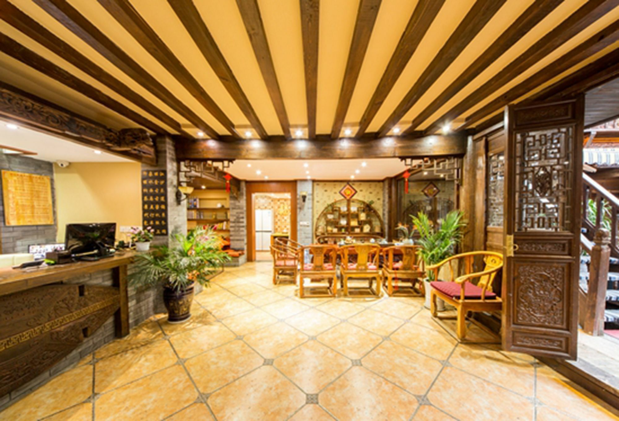 He Mu Ju Inn Zhongyi Branch Lijiang  Extérieur photo