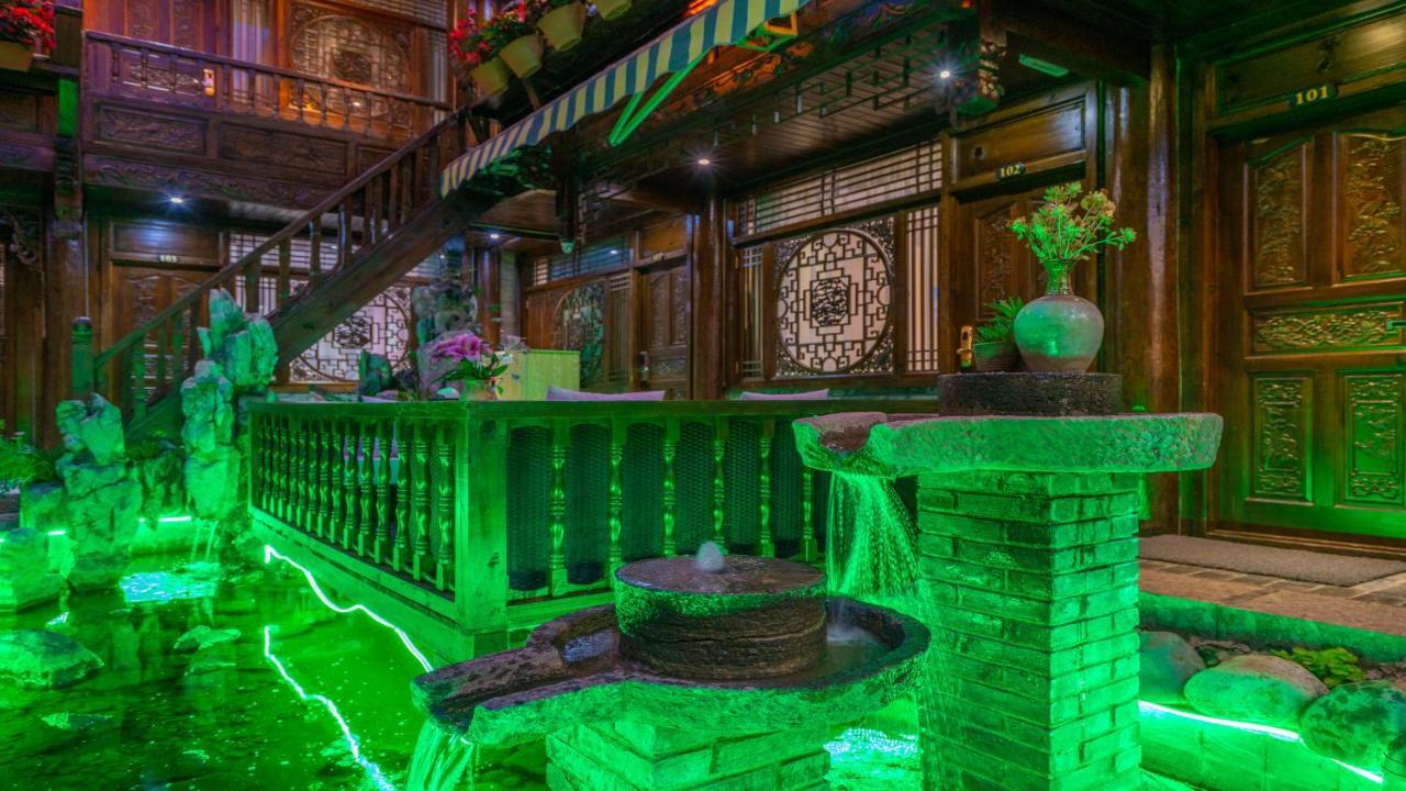 He Mu Ju Inn Zhongyi Branch Lijiang  Extérieur photo